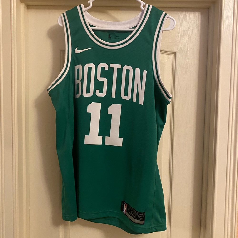 Nike Kyrie Irving Boston Celtics NBA Jersey - 48/L